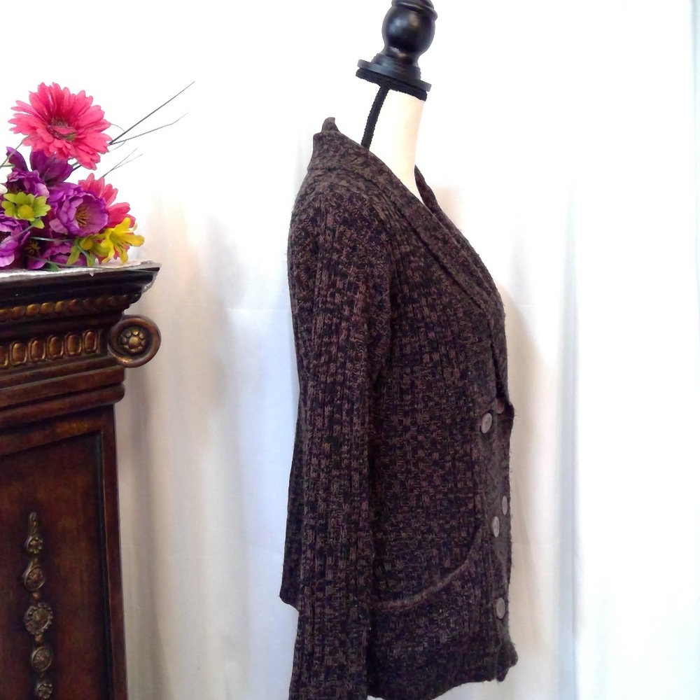 Effect- Button Sweater - Picture 2 of 6